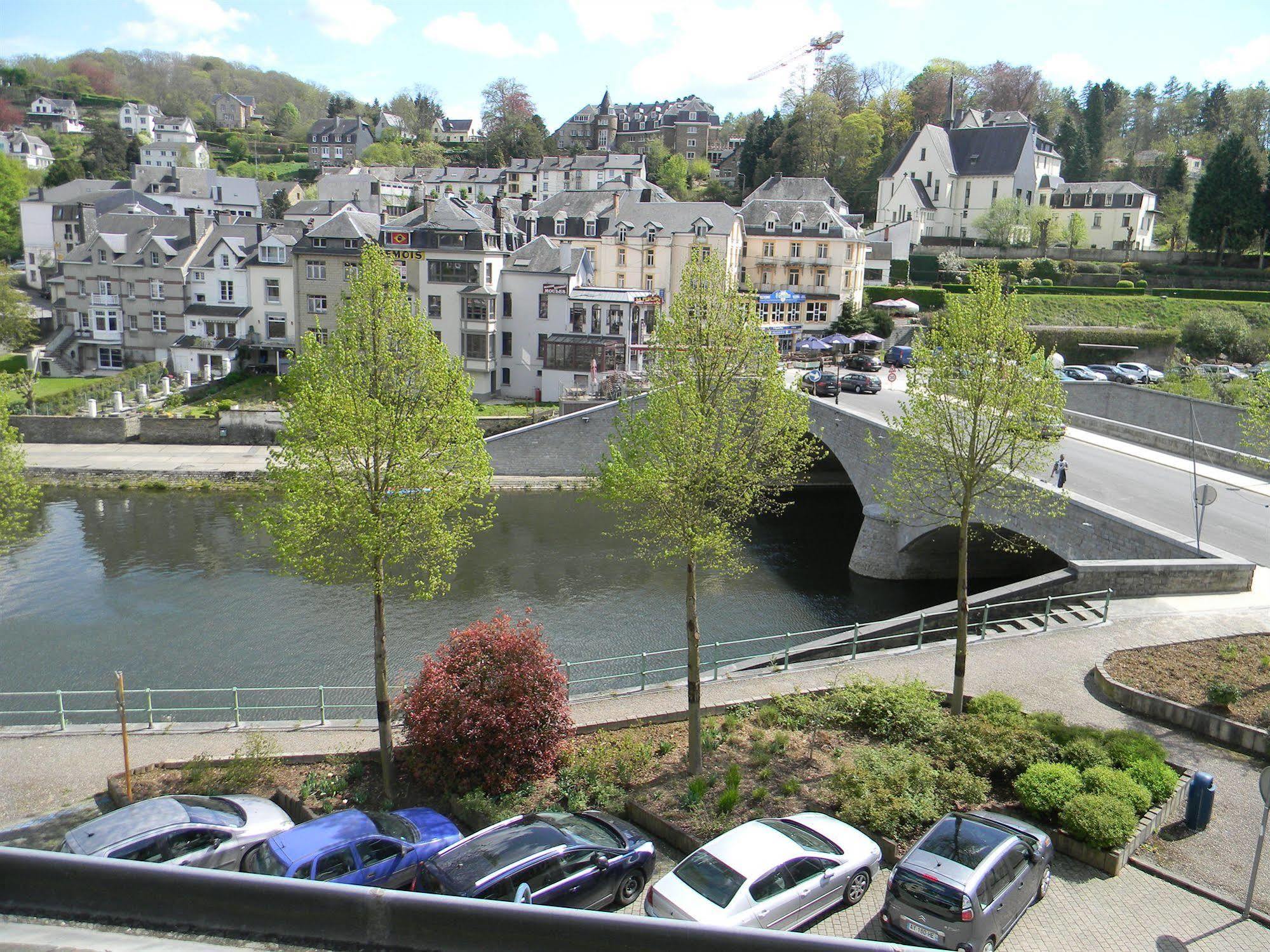 Hotel Du Roy Bouillon Eksteriør billede